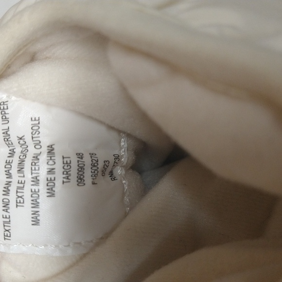 NEW! Women's Cara Winter Snow Puffer Boots, Cream - All In Motion - Picture 11 of 15